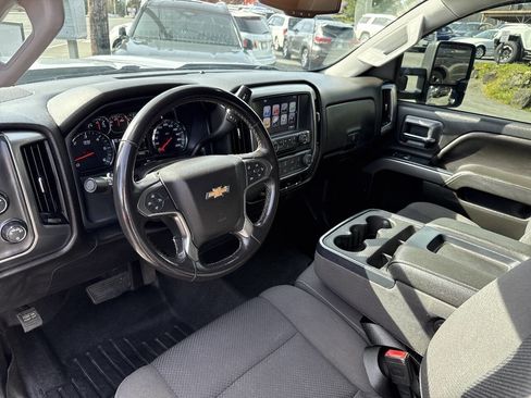 Used 2018 Chevrolet Silverado 3500 LT image 35