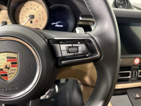 Certified 2024 Porsche Macan Turbo AWD/4WD image 38