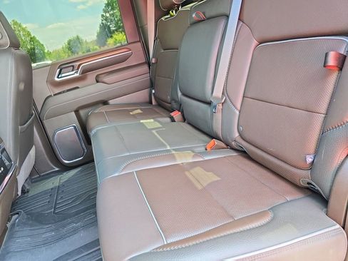 Used 2024 GMC Sierra 2500 Denali w/ Denali Reserve Package AWD/4WD image 14