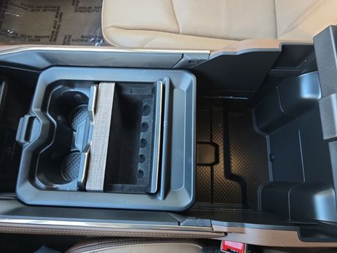 Used 2020 RAM 2500 Limited image 25