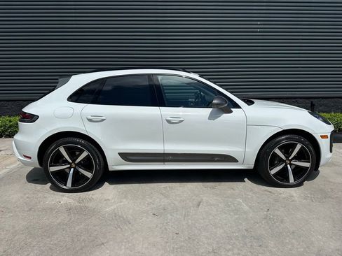 Certified 2023 Porsche Macan Turbo AWD/4WD image 10