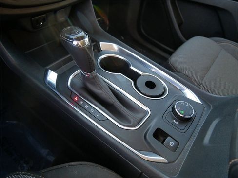 Used 2019 Chevrolet Traverse LT w/ LPO, Floor Liner Package image 23