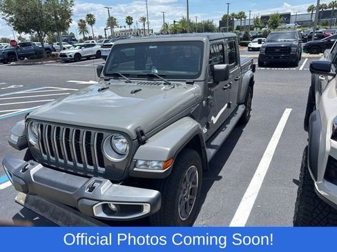 Used 2022 Jeep Gladiator Overland w/ Popular Equipment Package AWD/4WD image 2