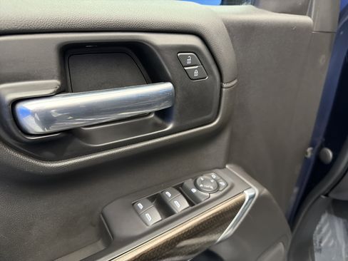 Used 2020 Chevrolet Silverado 1500 LT w/ All-Star Edition image 11