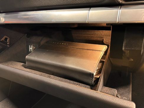 Used 2013 Porsche 911 Carrera 4S image 19