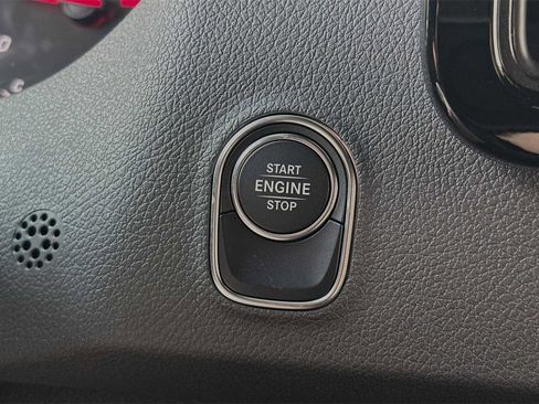 Used 2024 Mercedes-Benz Sprinter 2500 image 22