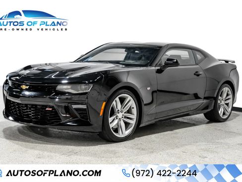 Used 2018 Chevrolet Camaro SS RWD image 1