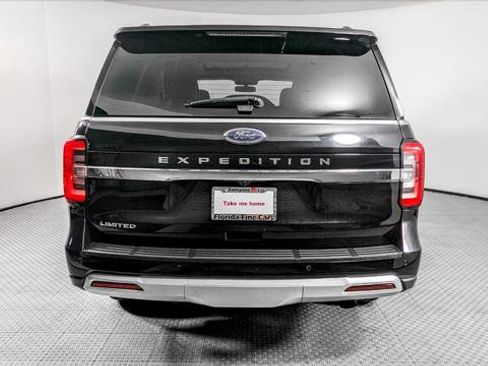 Used 2023 Ford Expedition Limited image 6