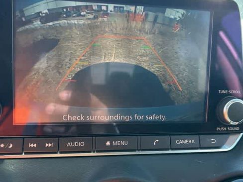 Used 2020 Nissan Sentra SV image 18