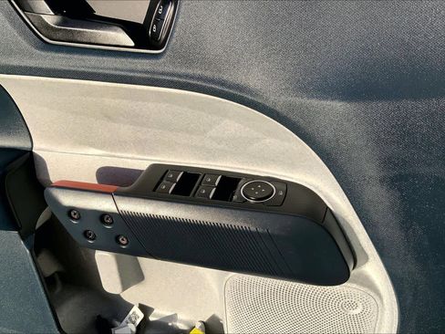 Used 2022 Ford Maverick XLT w/ Equipment Group 300A Standard image 31