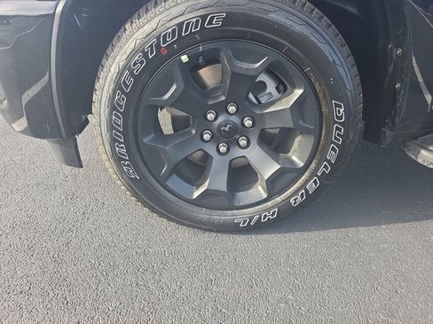 New 2026 RAM 1500 Big Horn AWD/4WD image 14
