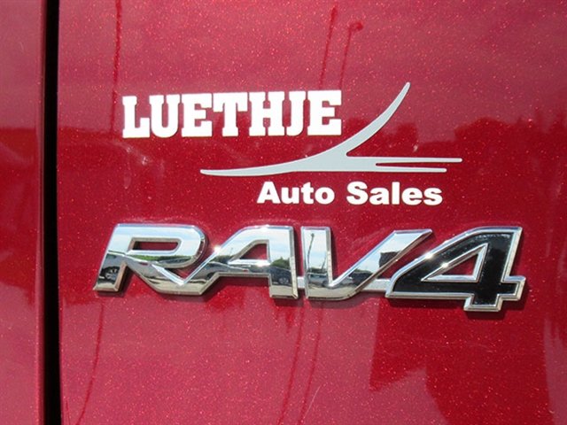 Used 2021 Toyota RAV4 LE FWD image 33