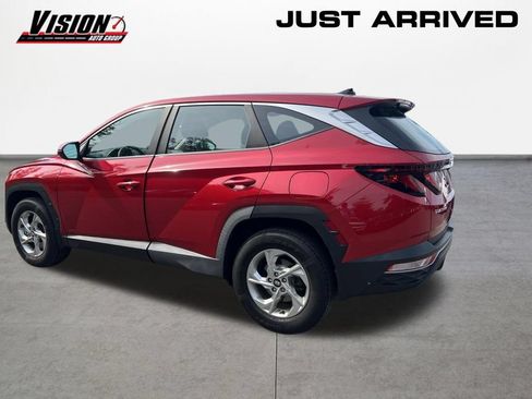 Used 2022 Hyundai Tucson SE AWD/4WD image 3