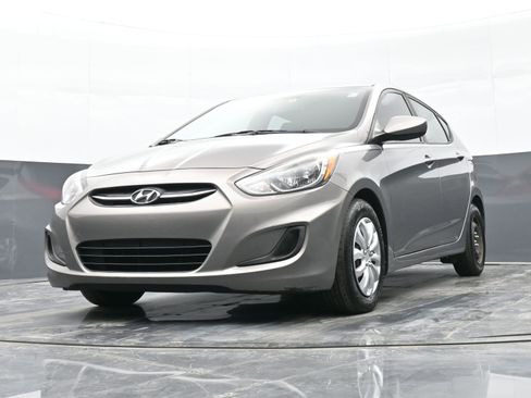 Used 2017 Hyundai Accent SE image 38