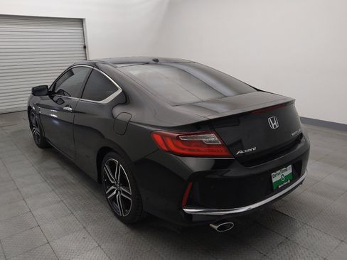 Used 2016 Honda Accord Touring image 5