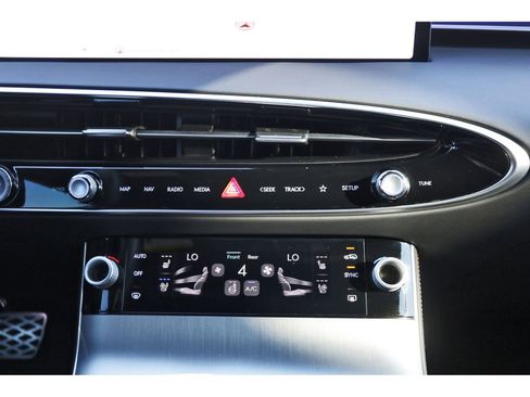 Used 2026 Genesis GV70 3.5T Sport Advanced image 25