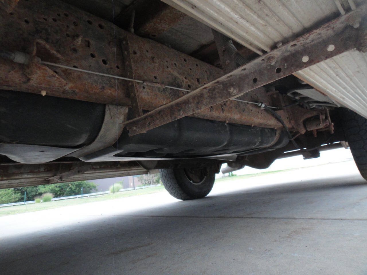 Used 2012 Ford E-350 and Econoline 350 XLT RWD image 18