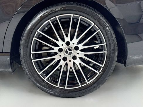 Used 2022 Mercedes-Benz C 300 4MATIC Sedan image 9