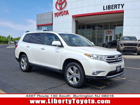 Used 2012 Toyota Highlander Limited w/ Tow Pkg AWD/4WD image 1
