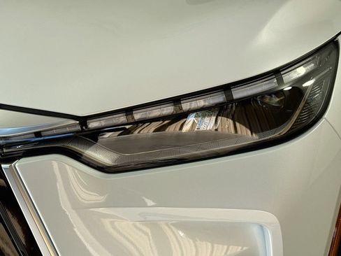 Certified 2027 INFINITI QX60 Luxe w/ Family Package FWD image 43