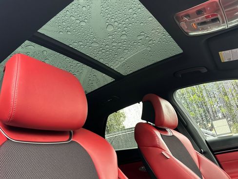 Used 2023 Genesis GV70 2.5T w/ Sport Prestige Package image 18