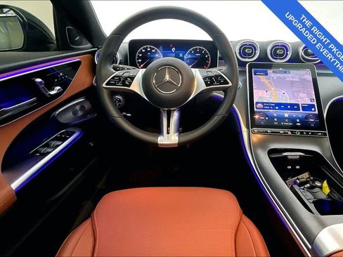 Used 2025 Mercedes-Benz C 300 4MATIC Sedan w/ Exclusive Trim Package image 8