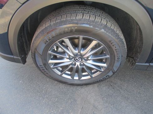 Used 2020 MAZDA CX-5 Touring image 12