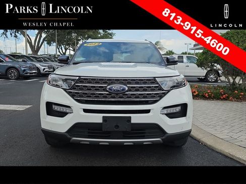 Used 2024 Ford Explorer King Ranch w/ Technology Package RWD image 2