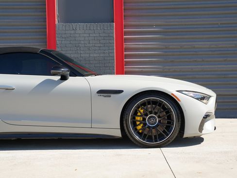 Used 2022 Mercedes-Benz SL 63 AMG 4MATIC image 12