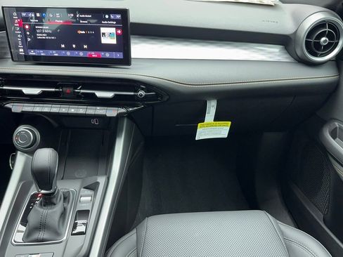 New 2025 Alfa Romeo Tonale w/ Premium Package image 16