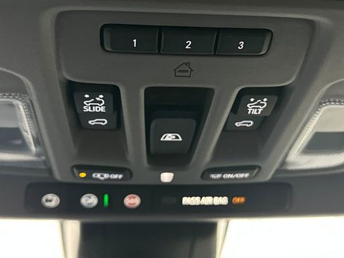 Used 2020 GMC Sierra 1500 SLT w/ SLT Premium Plus Package image 31