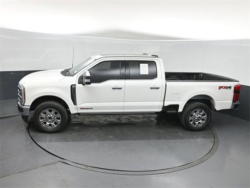 Used 2024 Ford F250 Lariat w/ Lariat Ultimate Package image 33