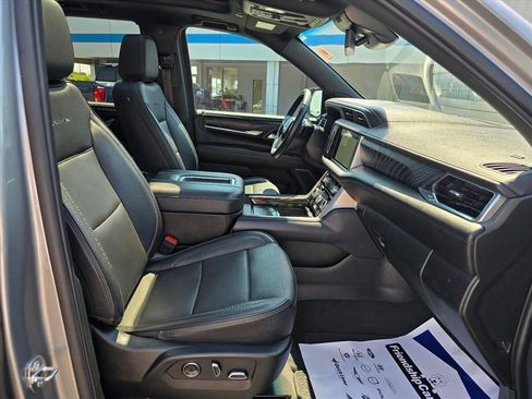 Used 2023 GMC Yukon Denali AWD/4WD image 16