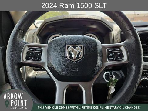 Used 2024 RAM 1500 Classic SLT RWD image 27