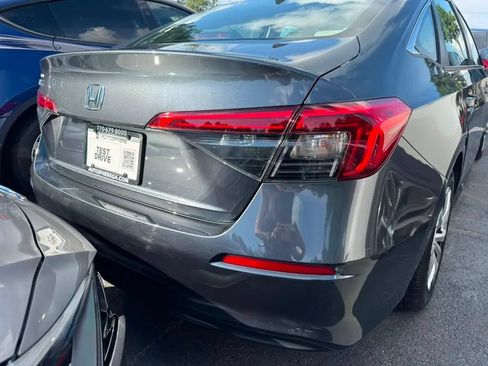 Used 2023 Honda Civic LX image 4