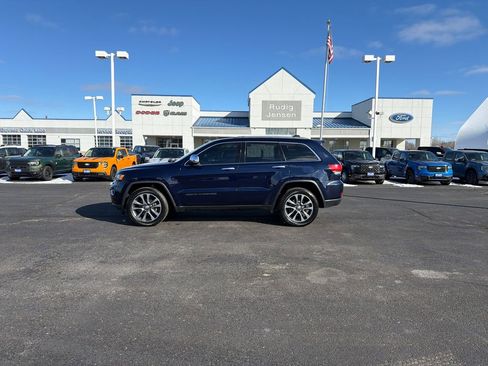 Used 2018 Jeep Grand Cherokee Limited image 2