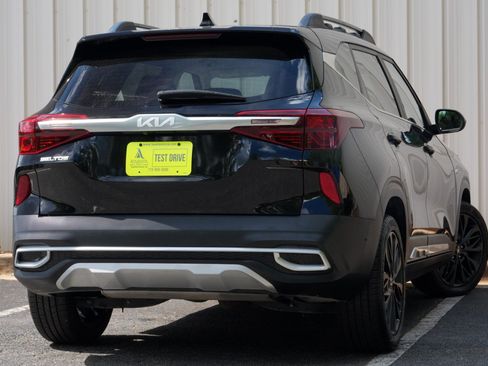 Used 2022 Kia Seltos Nightfall Edition AWD/4WD image 4