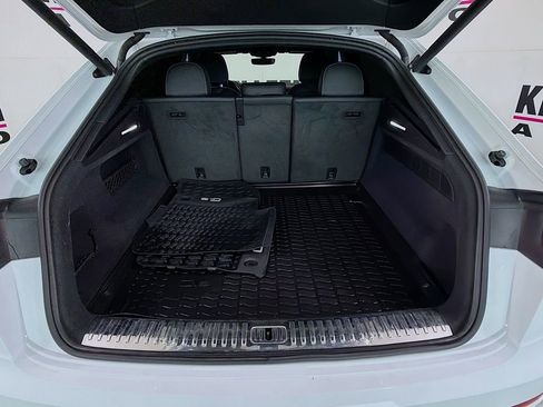 Used 2020 Audi Q8 Premium Plus w/ Premium Plus Package image 30