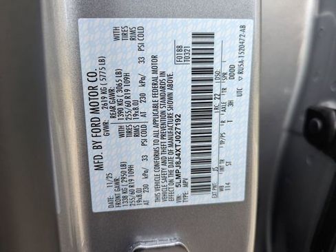 New 2026 Lincoln Nautilus Premier image 20