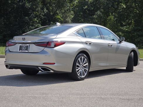 Used 2019 Lexus ES 350 w/ Premium Package FWD image 9