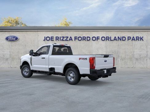 New 2026 Ford F250 XL w/ FX4 Off-Road Package image 4