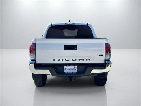 Certified 2023 Toyota Tacoma TRD Off-Road image 6