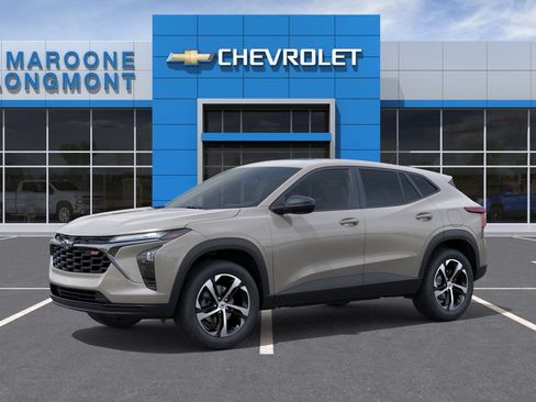 New 2026 Chevrolet Trax RS w/ Sunroof Package FWD image 2