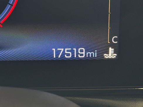 Used 2025 Chevrolet TrailBlazer LT image 38