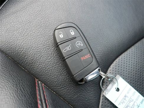 Used 2019 Jeep Compass Trailhawk w/ Leather Interior Group image 36