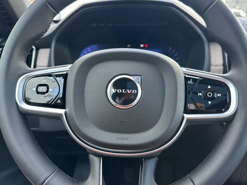 New 2026 Volvo XC90 B6 Plus image 21