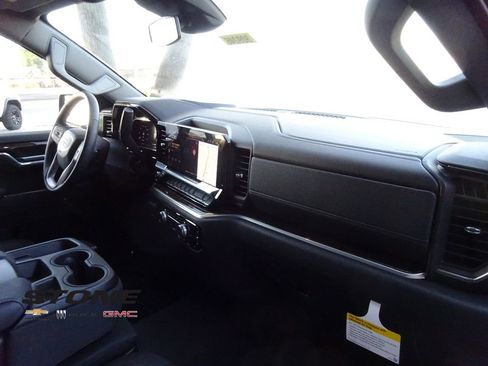 Used 2026 GMC Sierra 1500 Elevation image 16
