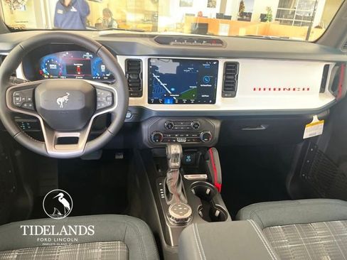 New 2025 Ford Bronco Heritage Edition image 15