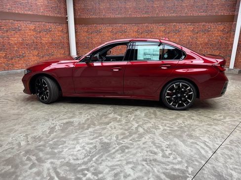 New 2026 BMW 330i xDrive Sedan w/ M Sport Package image 2