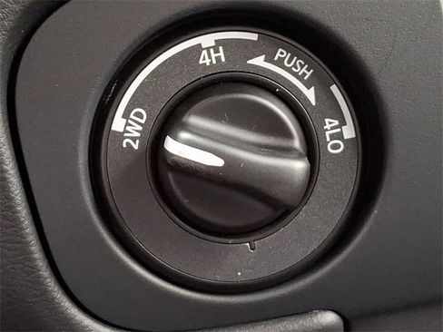 New 2026 Nissan Frontier PRO-4X w/ Pro-4x Convenience Package image 19